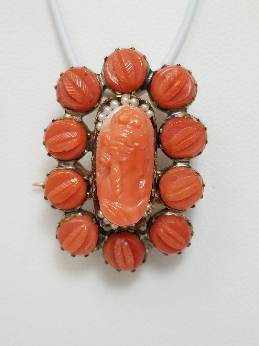 Vintage 10k Gold Coral Cameo Brooch