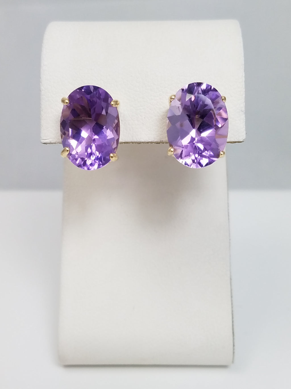 Glistening 10ctw Natural Amethyst 14k Yellow Gold Earrings