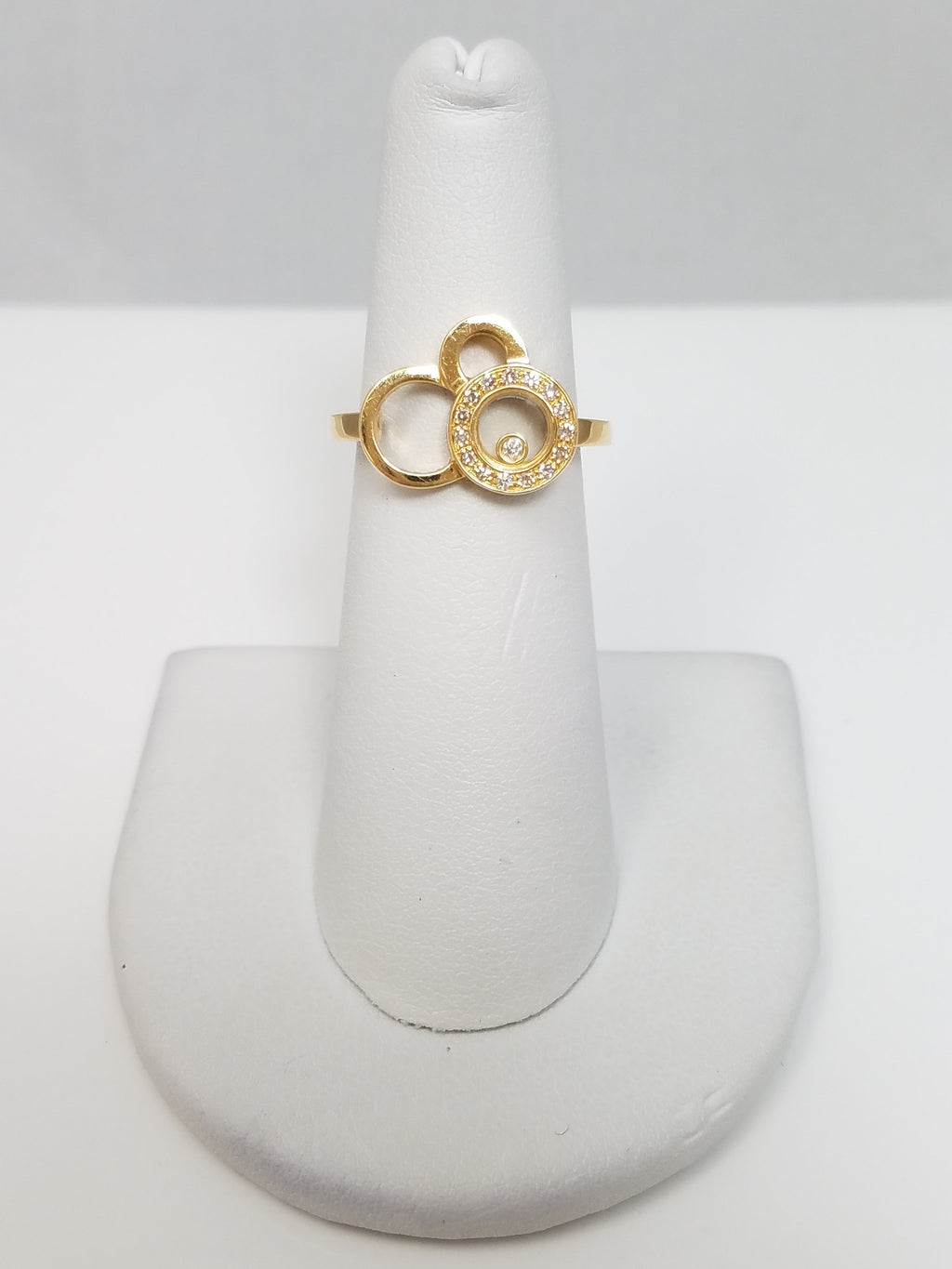 Fun 18k Yellow Gold Floating Diamond Ring