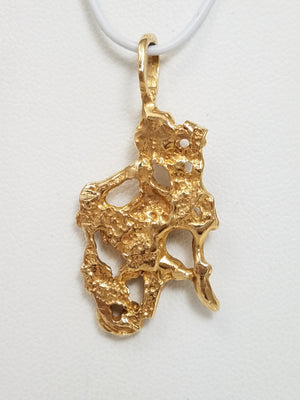 12k Yellow Gold Nugget Pendant