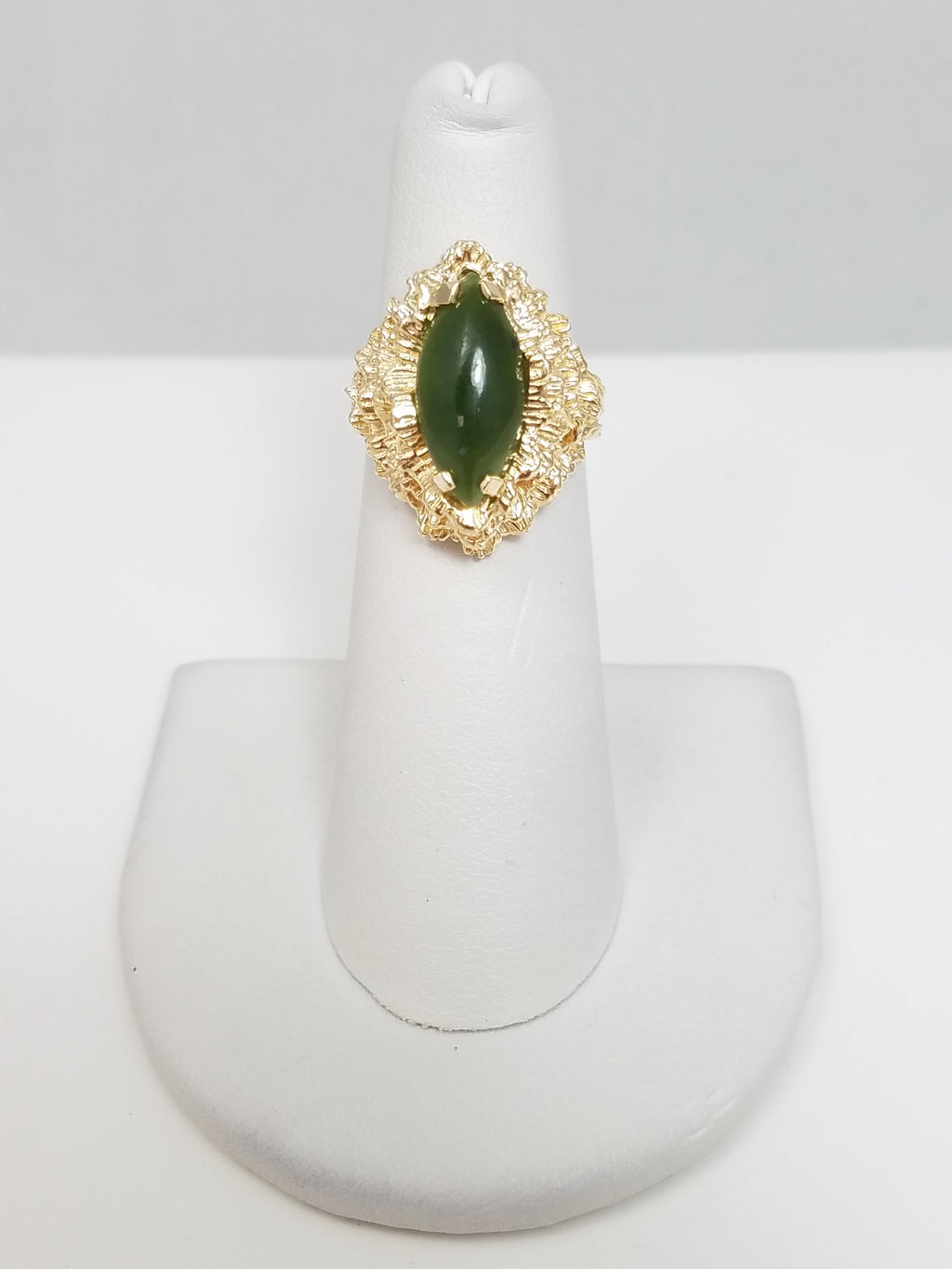 Vintage Nephrite Jade 14k Yellow Gold Ring