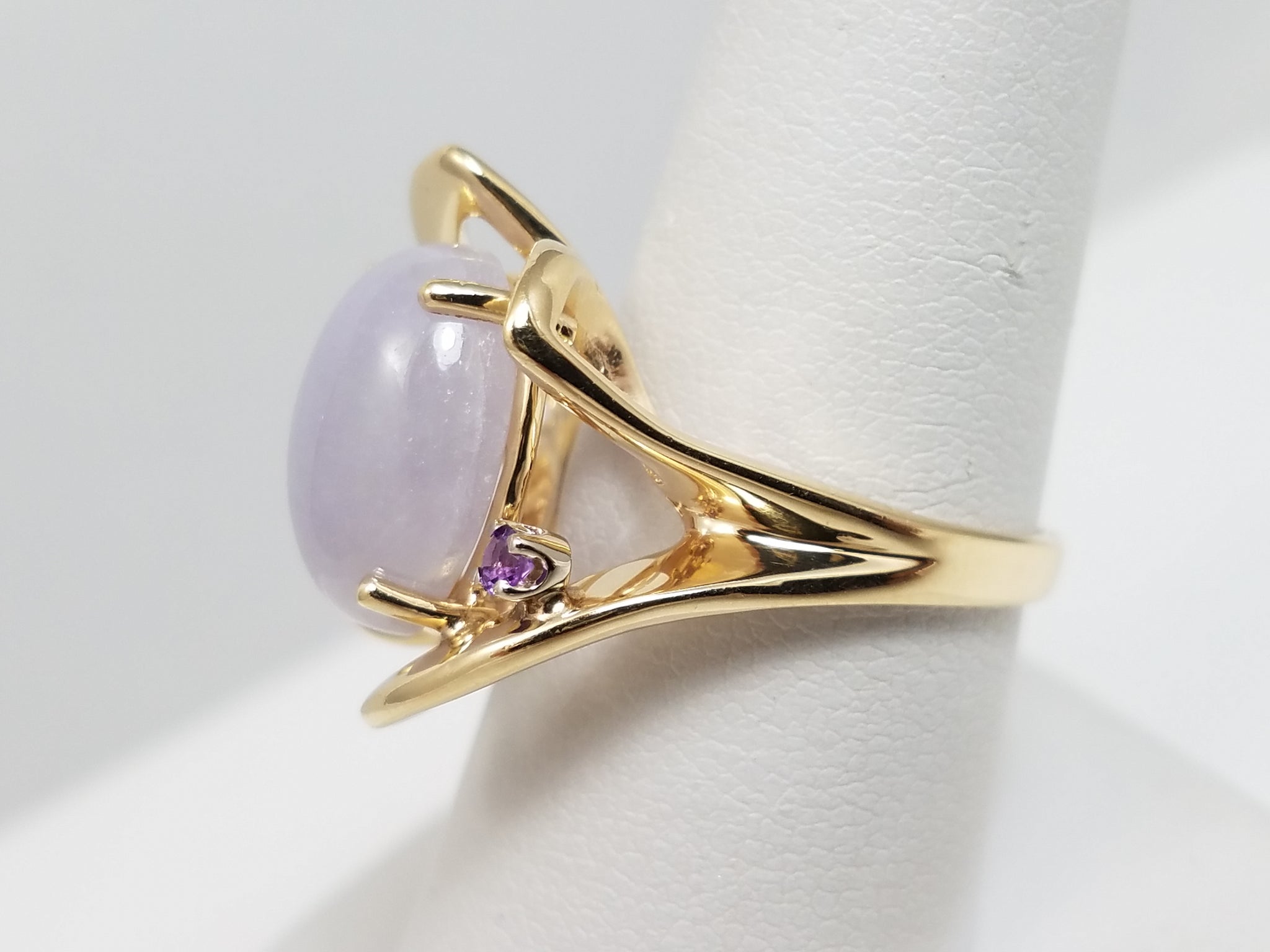 Pretty Purple Jade Amethyst 14k Yellow Gold Ring