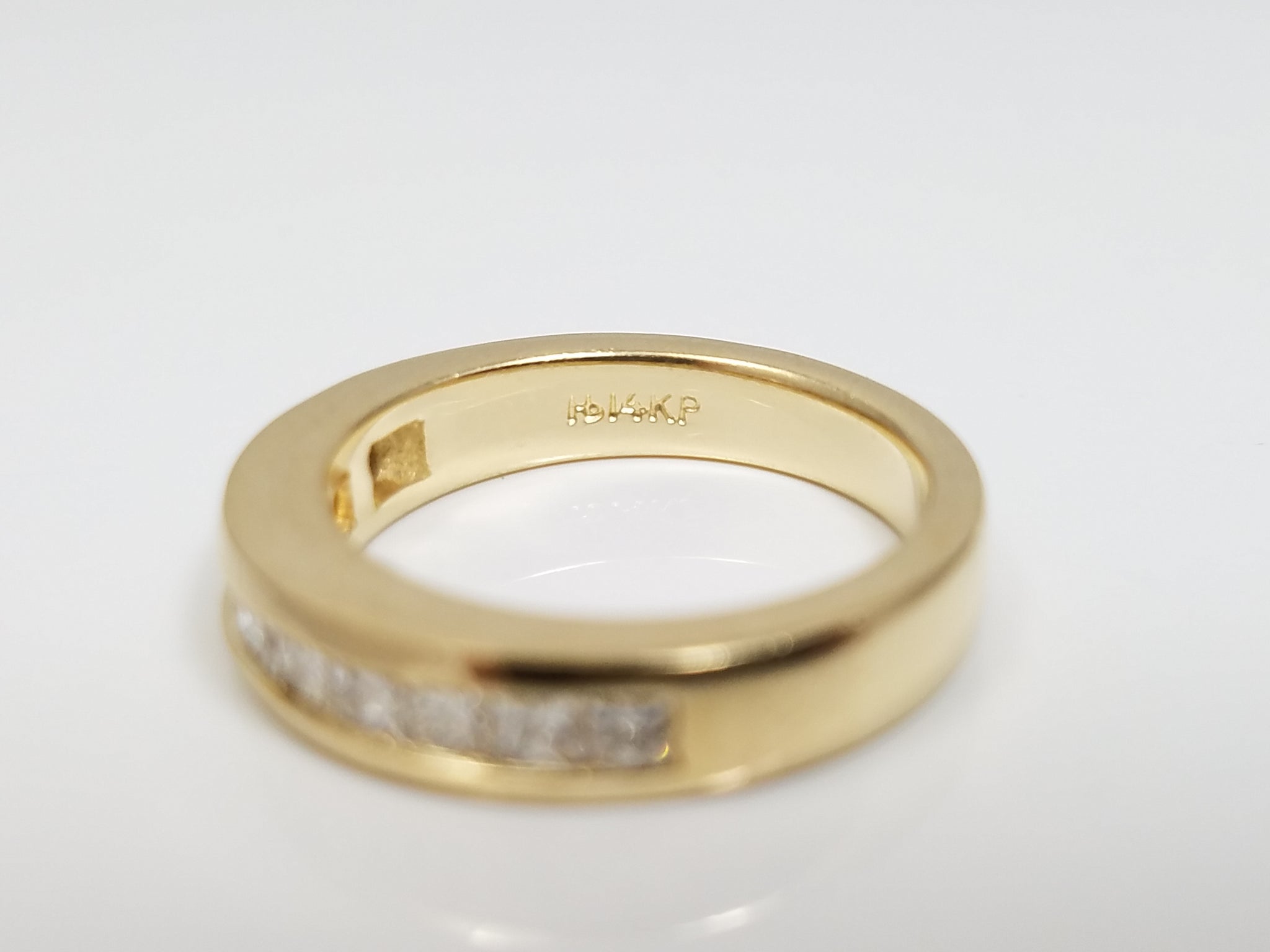 Classy 14k Yellow Gold Natural Diamond Anniversary Ring Band