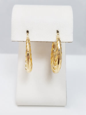 Stylish 14k Yellow Gold Shrimp Hoop Earrings