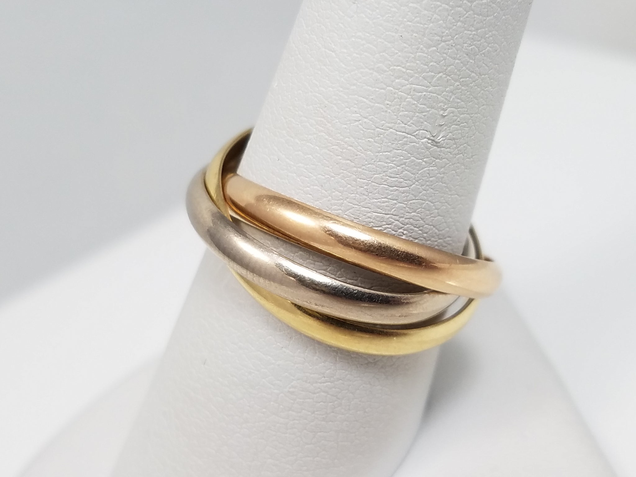 Sensational 18k Tricolor Gold Rolling/Trinity Ring