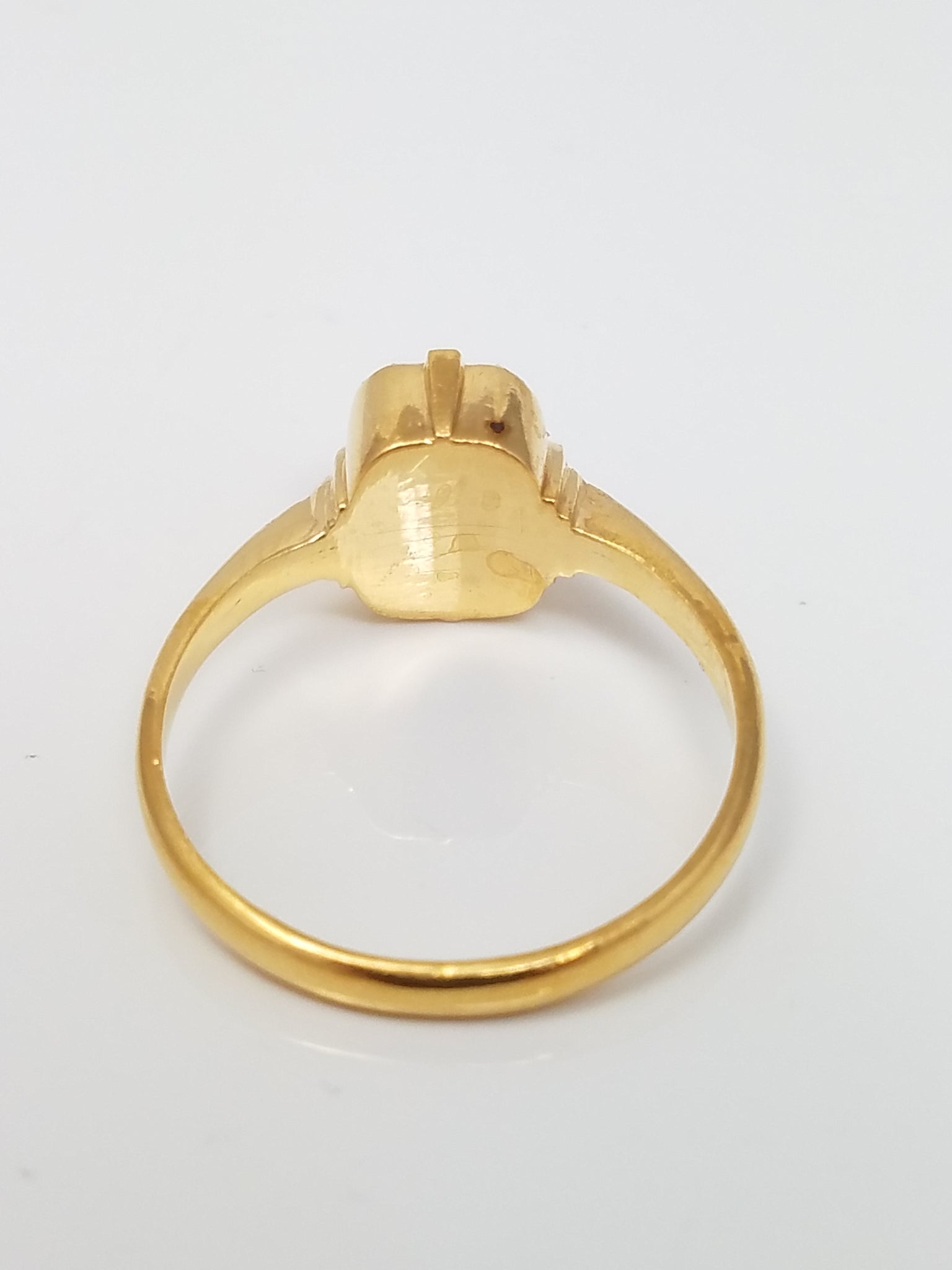 Radiant 21k Yellow Gold Lab Created Sapphire Ring