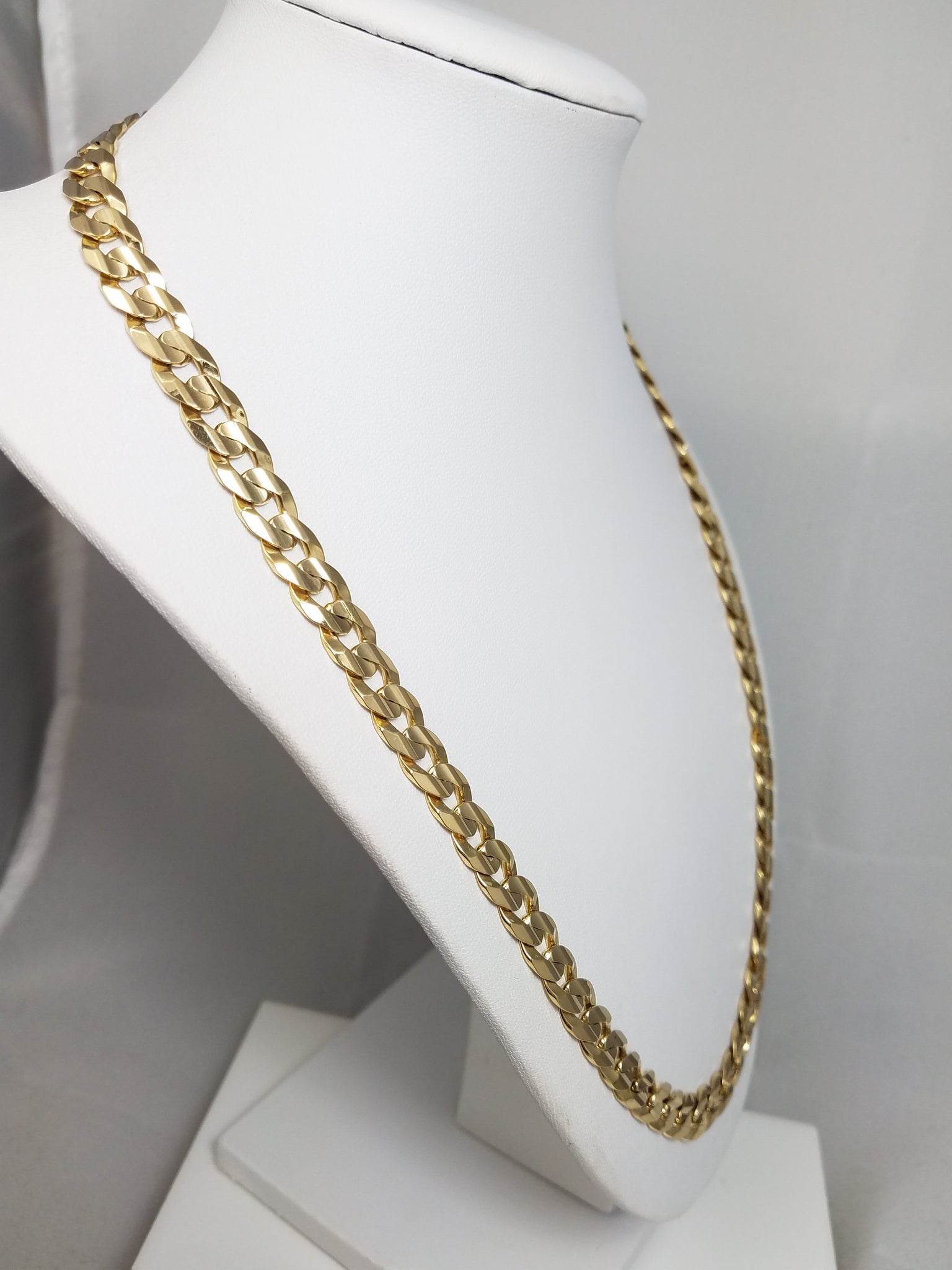 Bold 22" Solid 10k Yellow Gold Concave Curb Link Chain Necklace