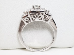 Luxurious 14k White Gold Natural Diamond Engagement Ring