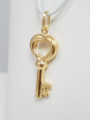 18k Yellow Gold 3D Key Charm/Pendant