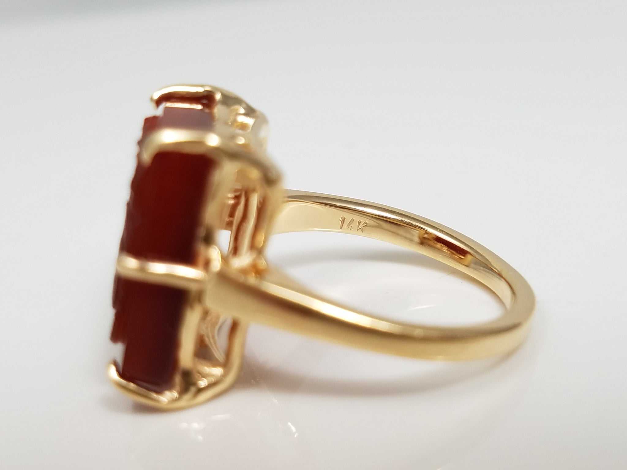 Vintage 14k Yellow Gold Carnelian Cameo Ring