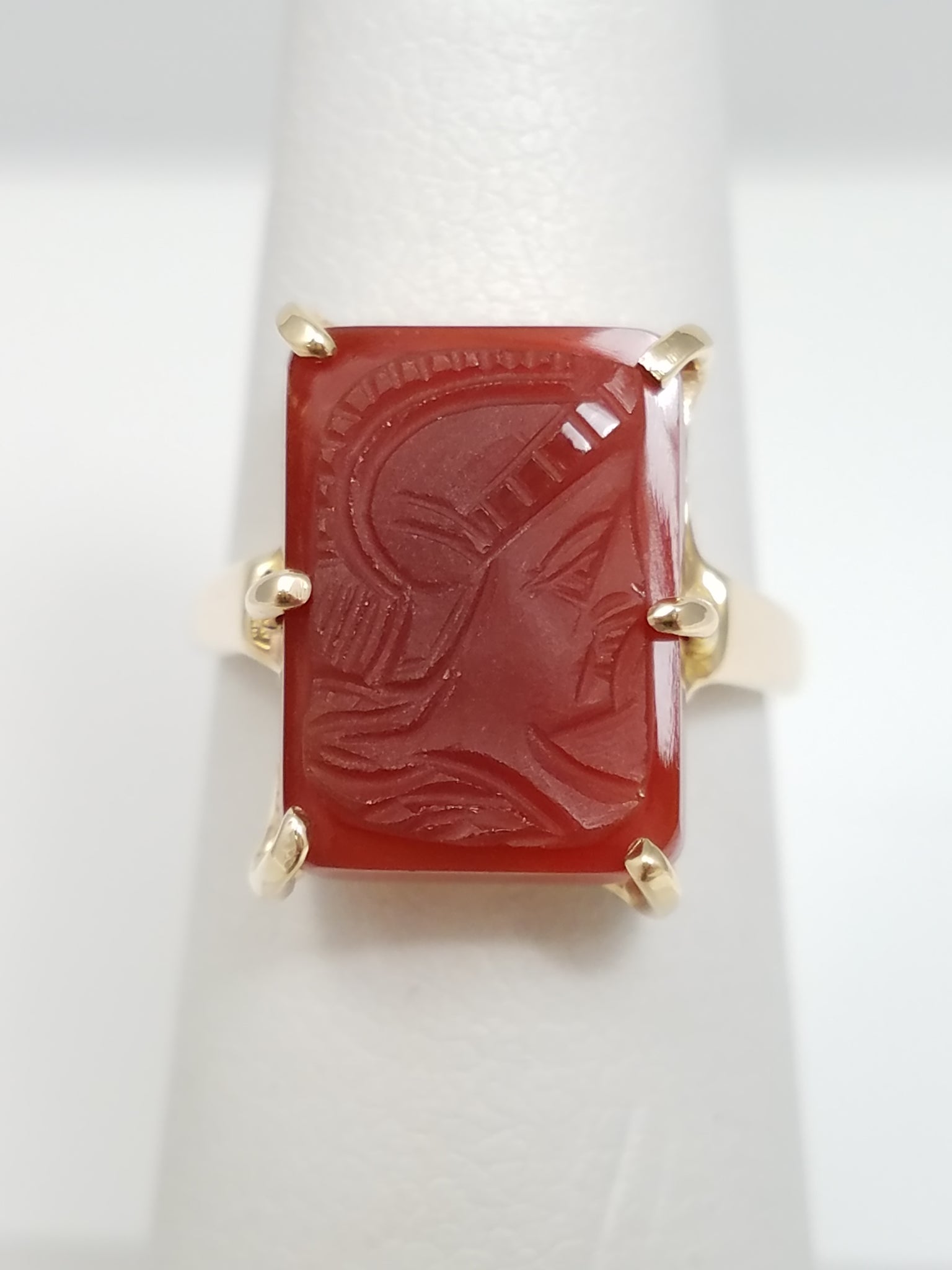 Vintage 14k Yellow Gold Carnelian Cameo Ring