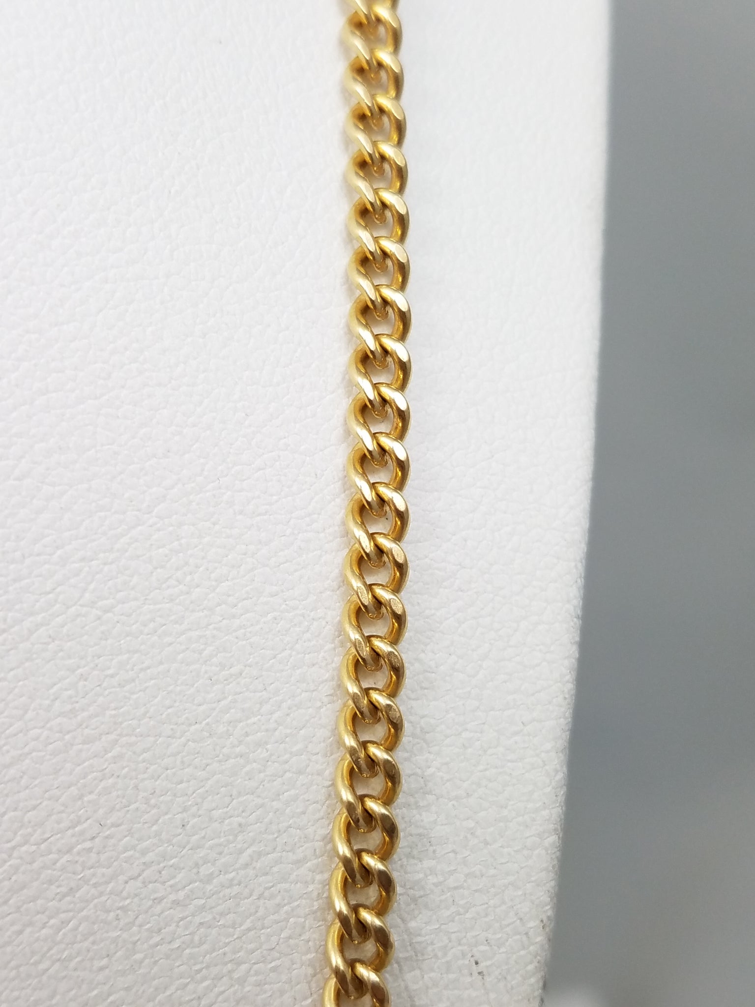 Classy 25" Solid 18k Yellow Gold Curb Link Chain Necklace