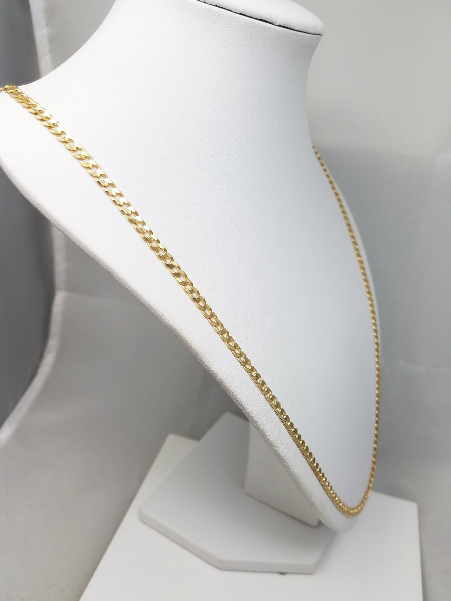 Sporty 27.75" Solid 14k Yellow Gold Concave Curb Link Chain Necklace
