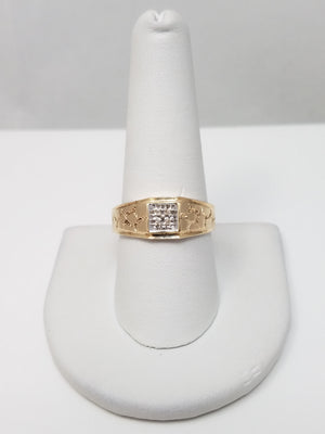 Chic 10k Yellow Gold Natural Diamond Ring