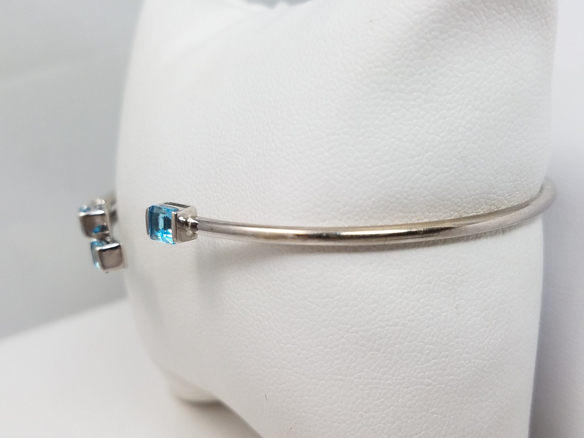 Natural Blue Topaz 14k White Gold Hollow Bangle Bracelet