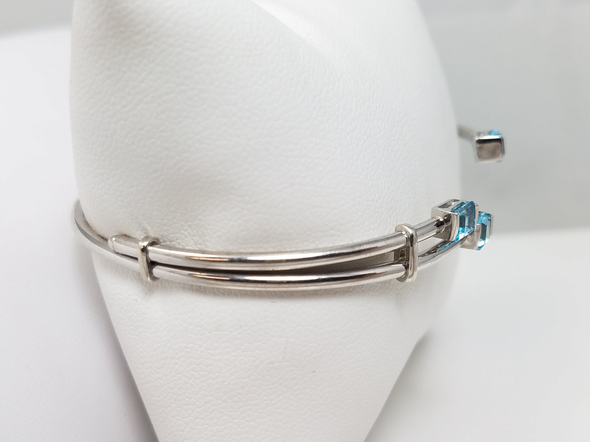 Natural Blue Topaz 14k White Gold Hollow Bangle Bracelet