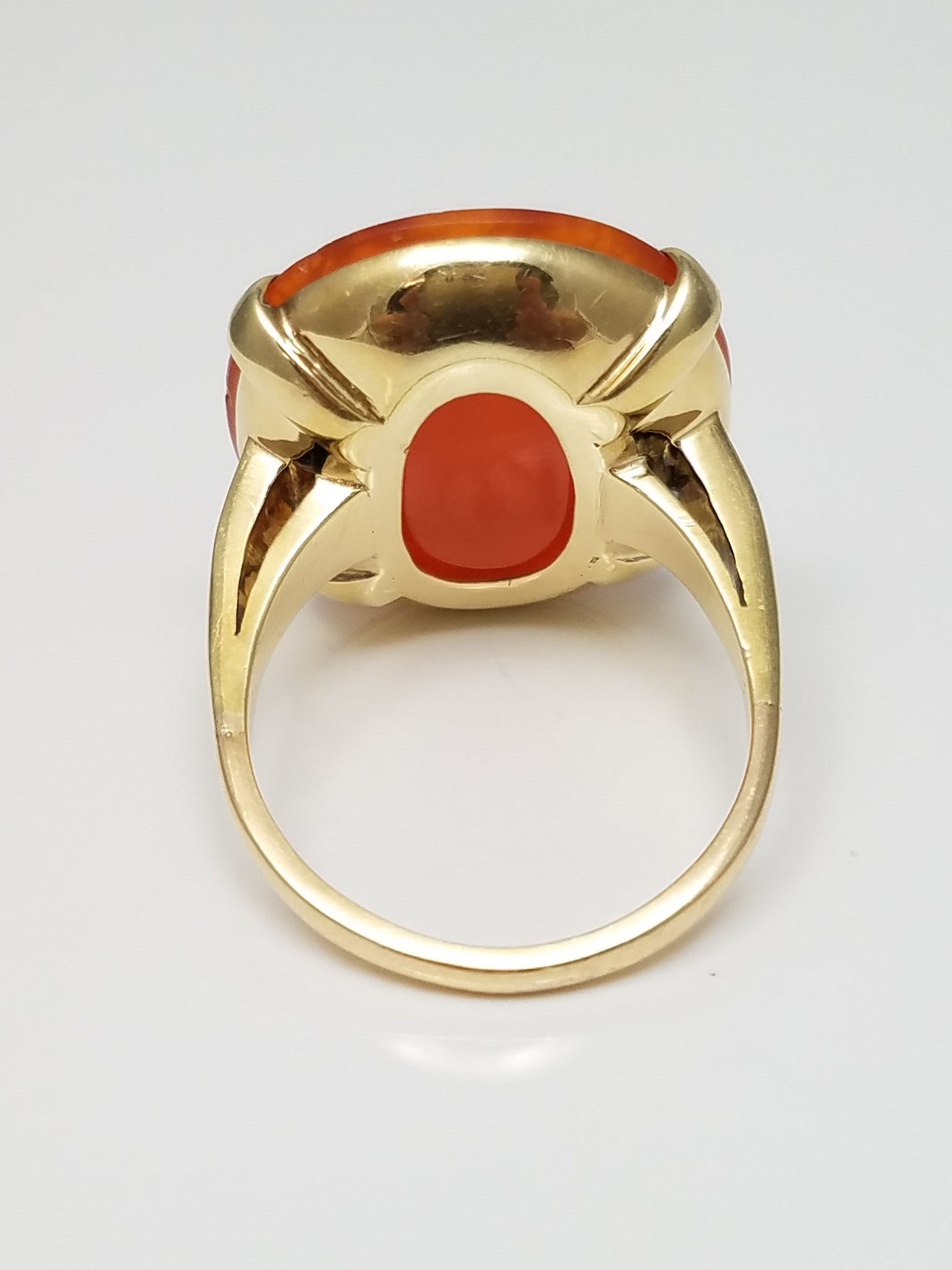 Sophisticated 14k Yellow Gold Vintage Large Wax Intaglio Seal Ring