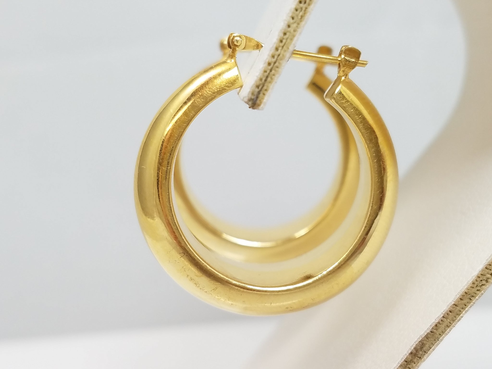Classic 14k Yellow Gold Resin Filled Hoop Earrings