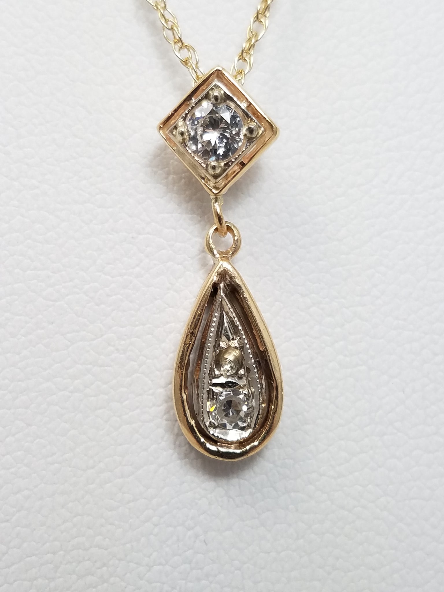 Vintage Natural Diamond 14k Yellow Gold Pendant 18" Necklace