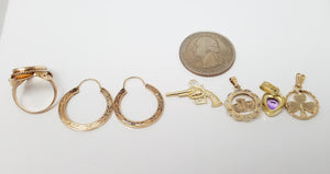 Delightful Vintage 8k & 9k Yellow Gold Jewelry Lot