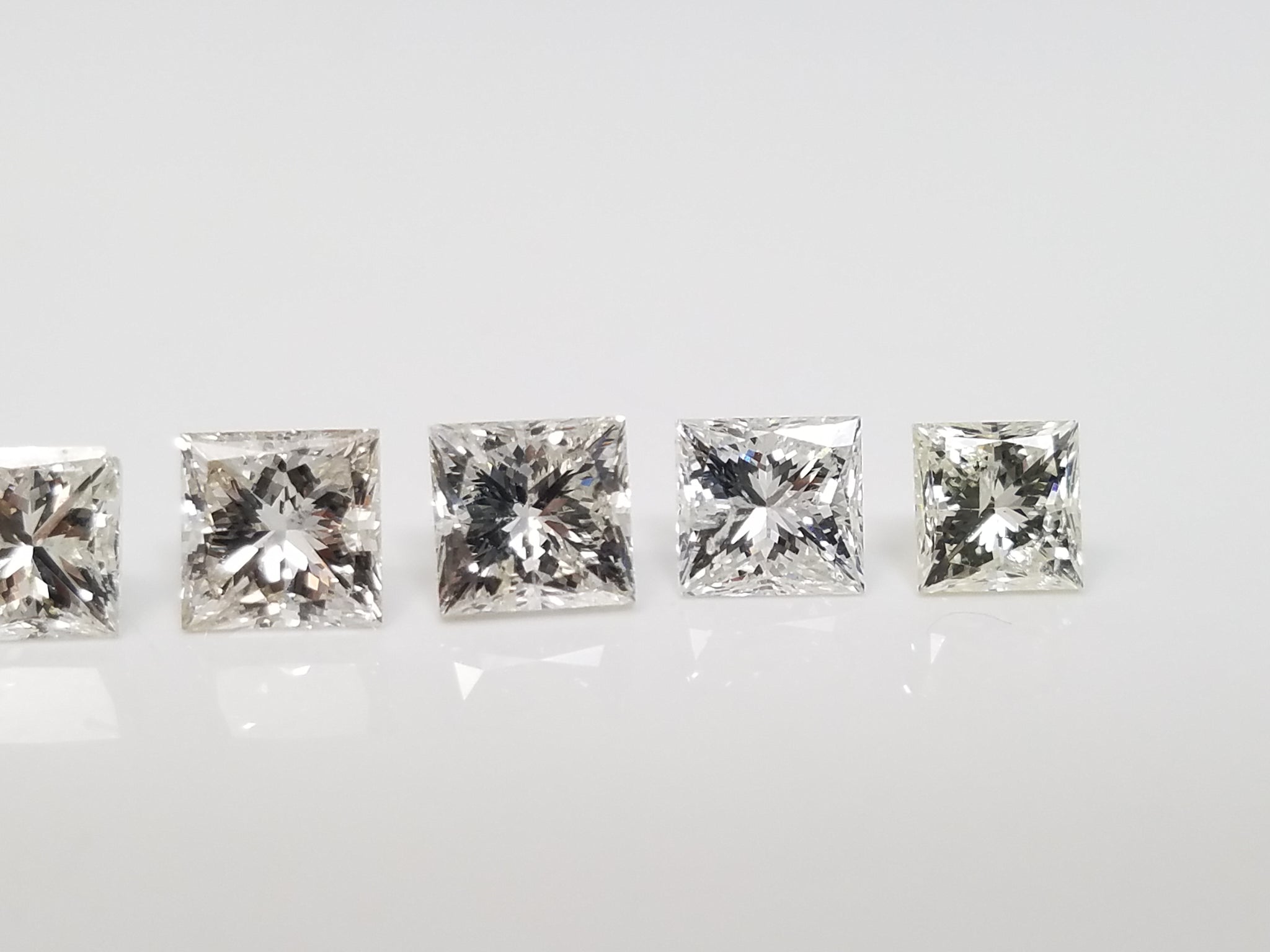 Six Flashy Princess Shaped Loose Diamond Lot 3.74ctw