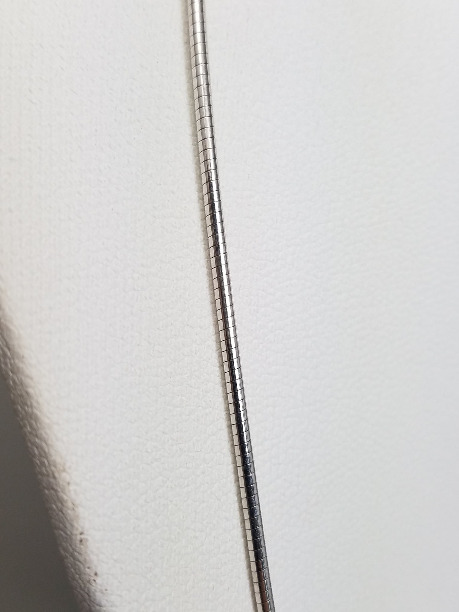 Chic 20.25" 14k White Gold Semi Rigid Snake Chain Necklace