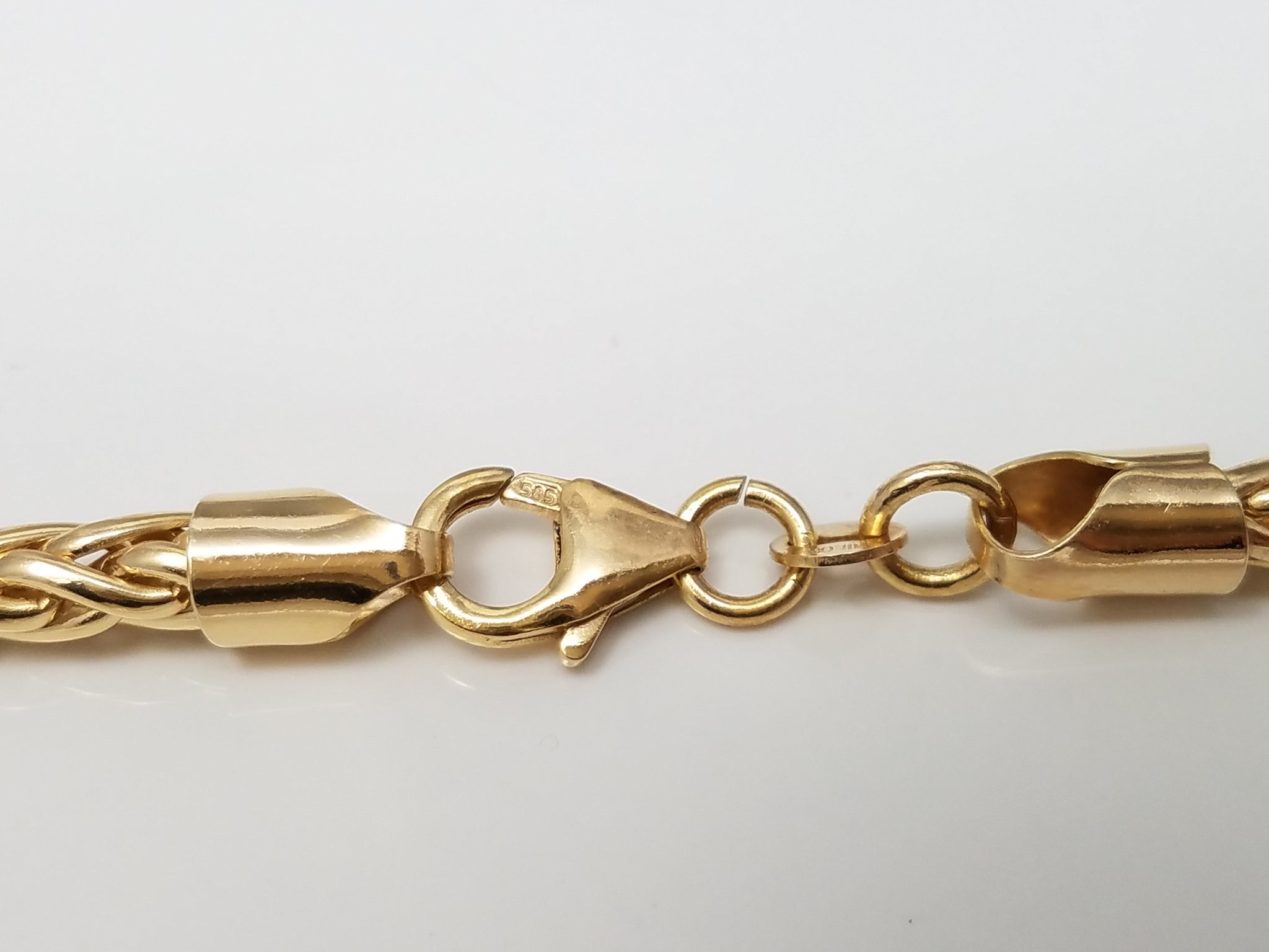 Elegant 20" Hollow 14k Yellow Gold Rounded Wheat Chain Necklace