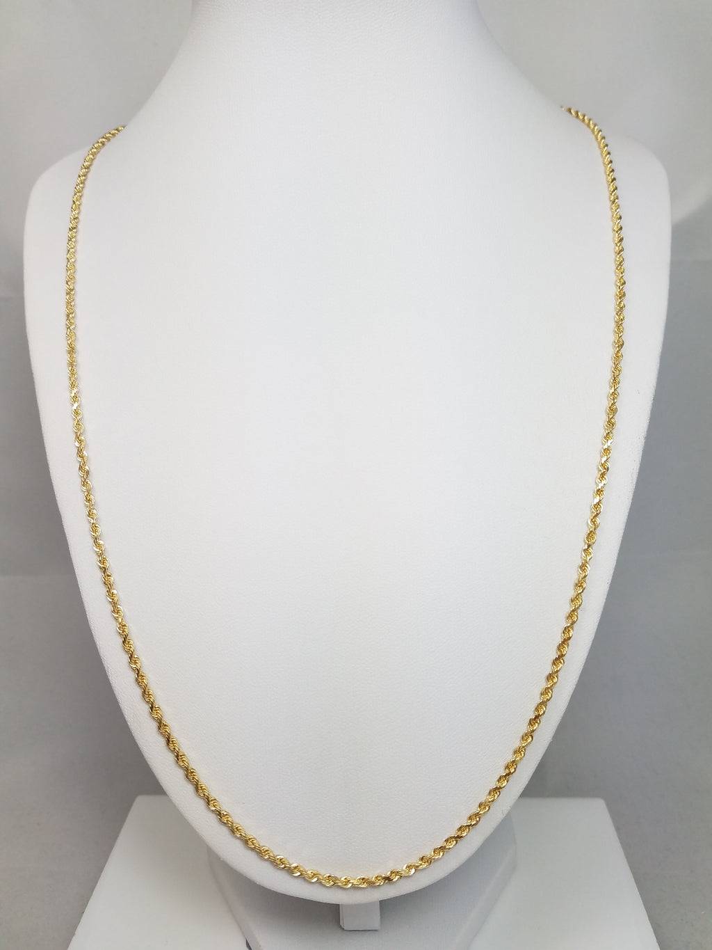 Versatile 10k Yellow Gold 24" Solid Rope Chain