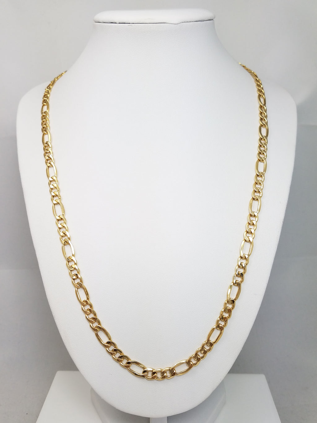 Sporty 22" Hollow 10k Yellow Gold Figaro Link Chain Necklace