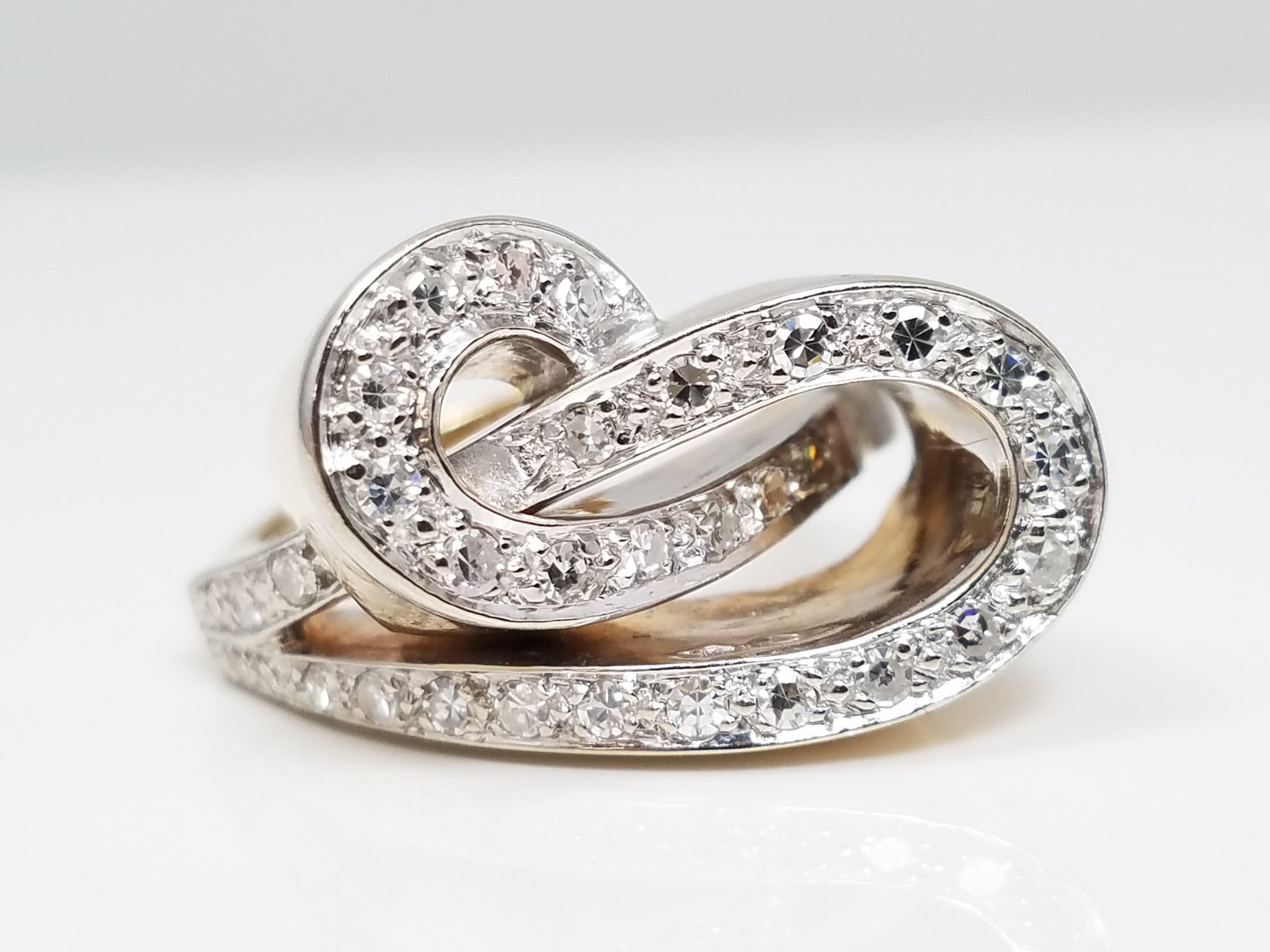 Vintage Retro 14k Yellow Gold Natural Diamond Custom Ring
