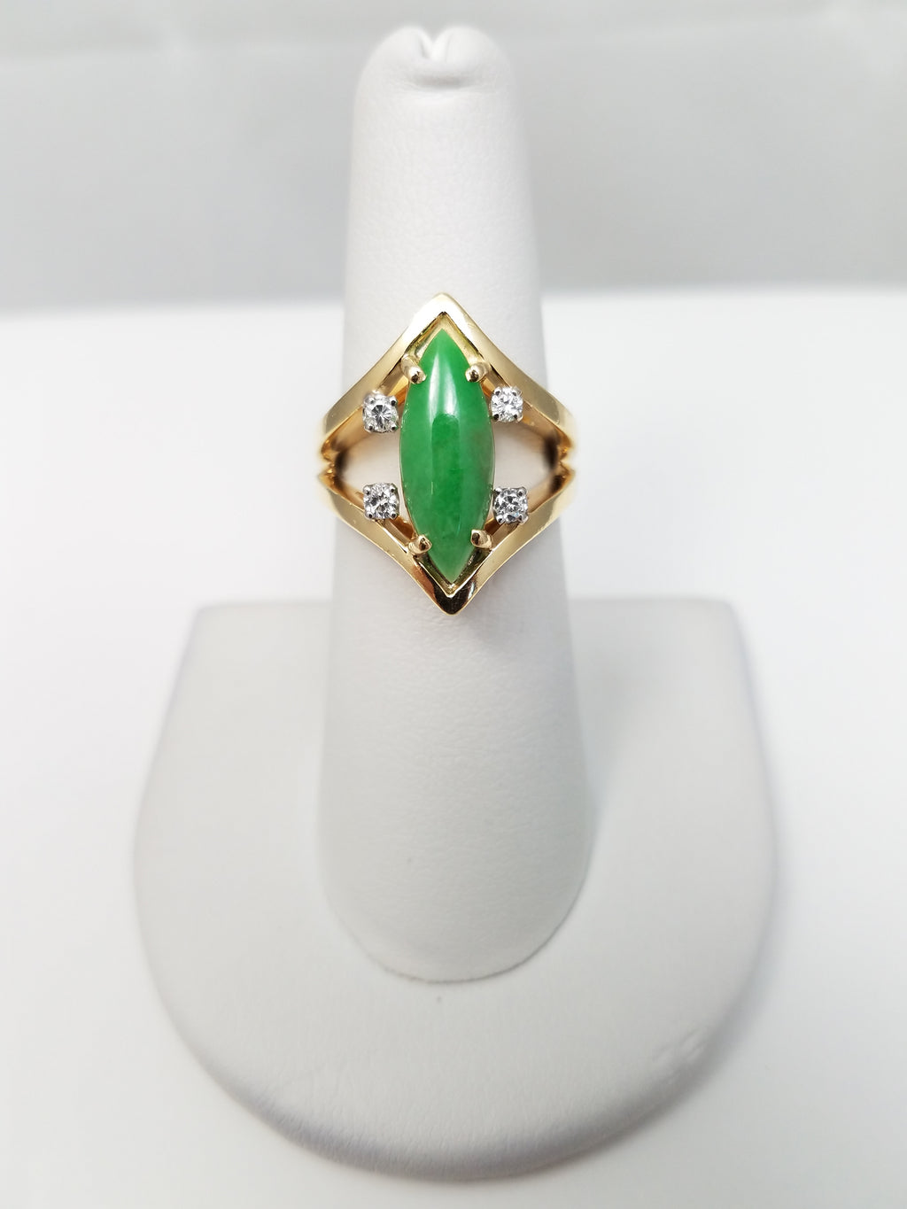 Captivating Natural Jade Diamond 14k Yellow Gold Ring