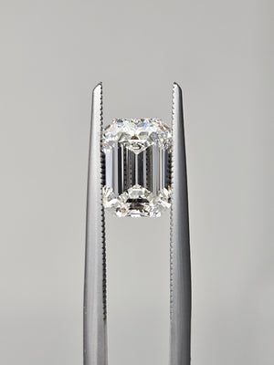 Glamorous 1.31ct Loose Natural Emerald Shape Diamond