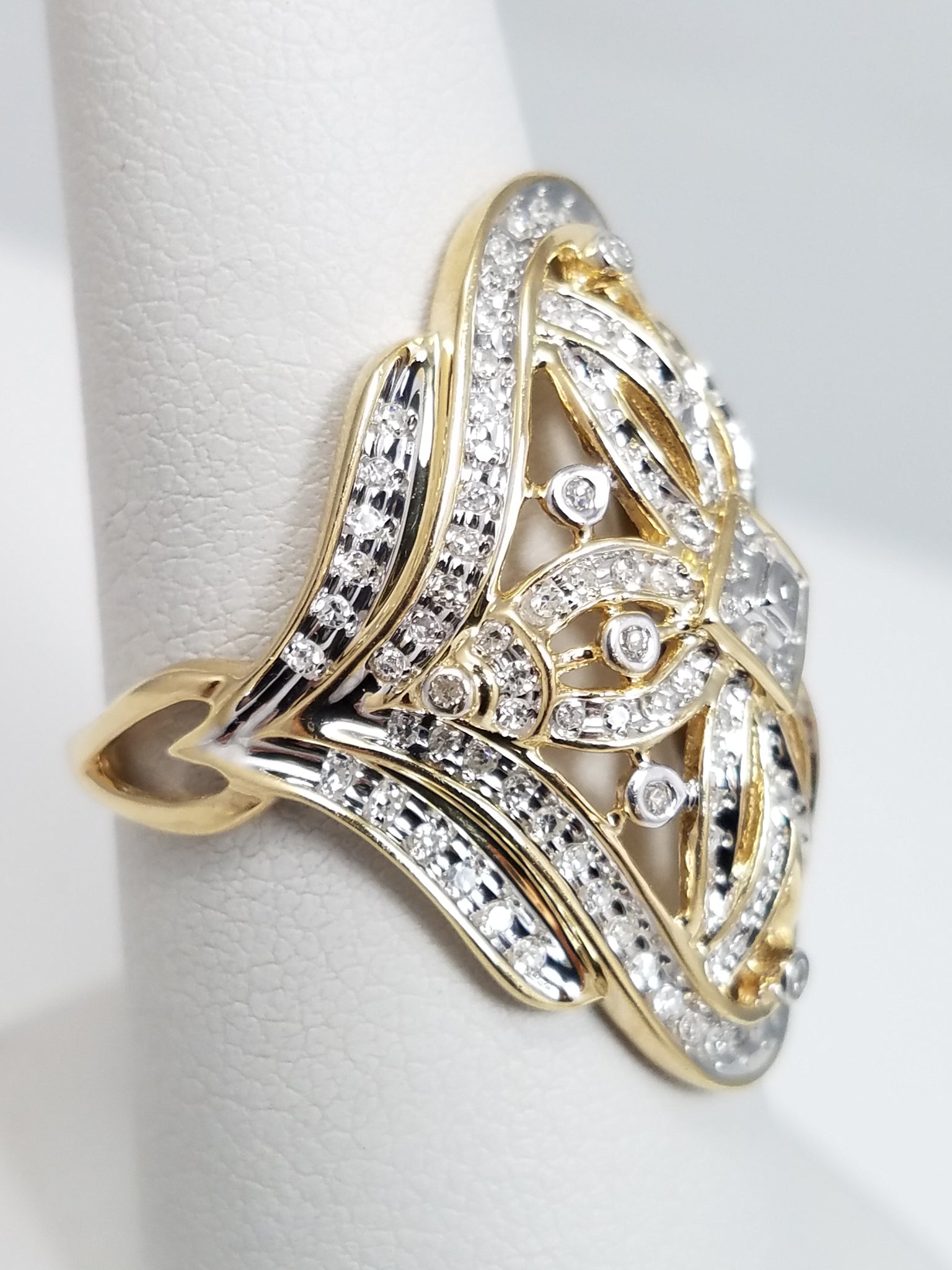 Ornate 14k Two Tone Gold Natural Diamond Ring