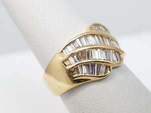 Luxurious 14k Yellow Gold Natural Diamond Ring Band