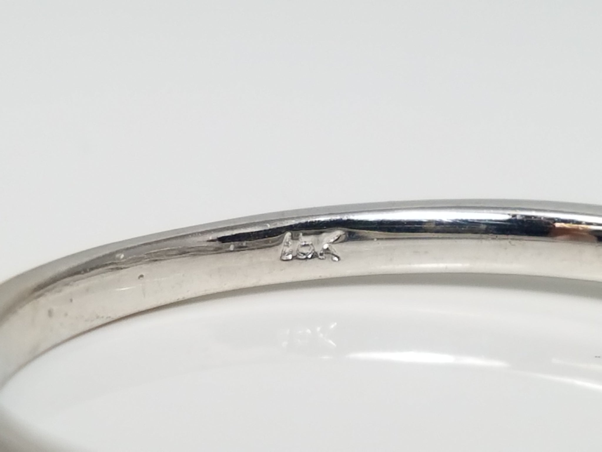 Attractive 18k White Gold Natural Diamond Ring Band