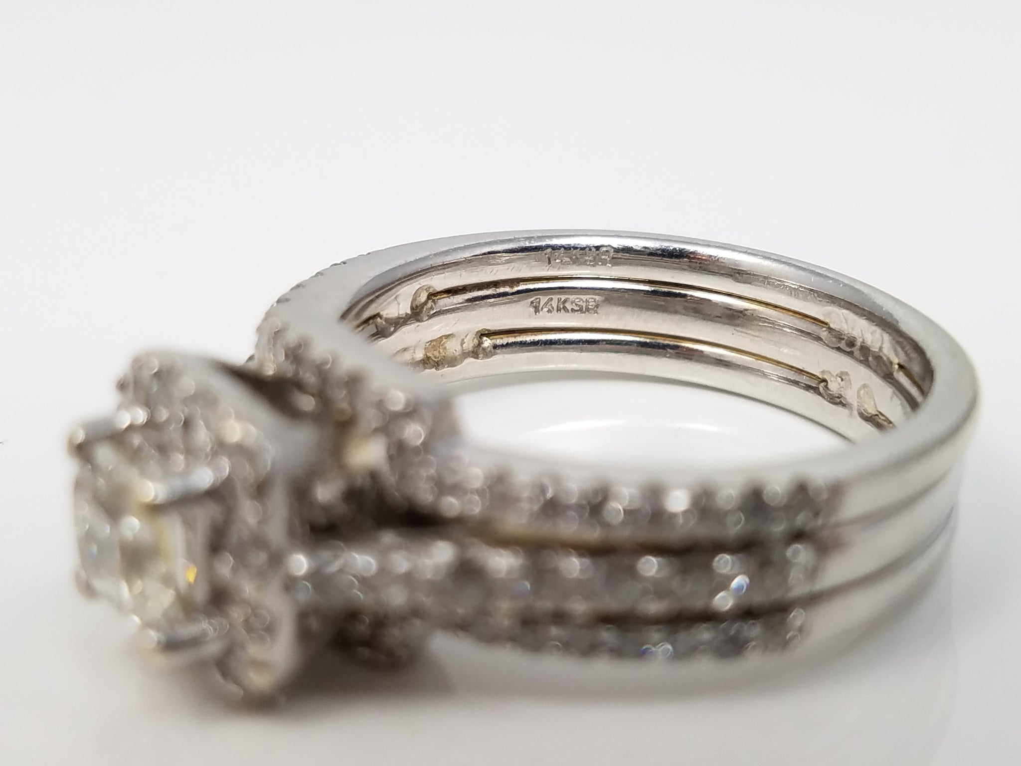 Classic 14k White Gold Natural Diamond Engagement Ring