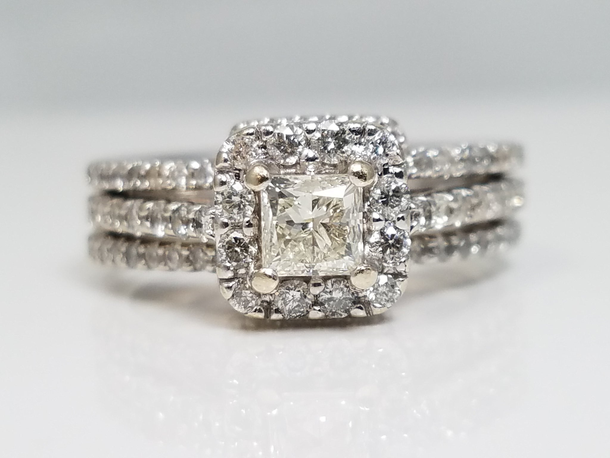 Classic 14k White Gold Natural Diamond Engagement Ring
