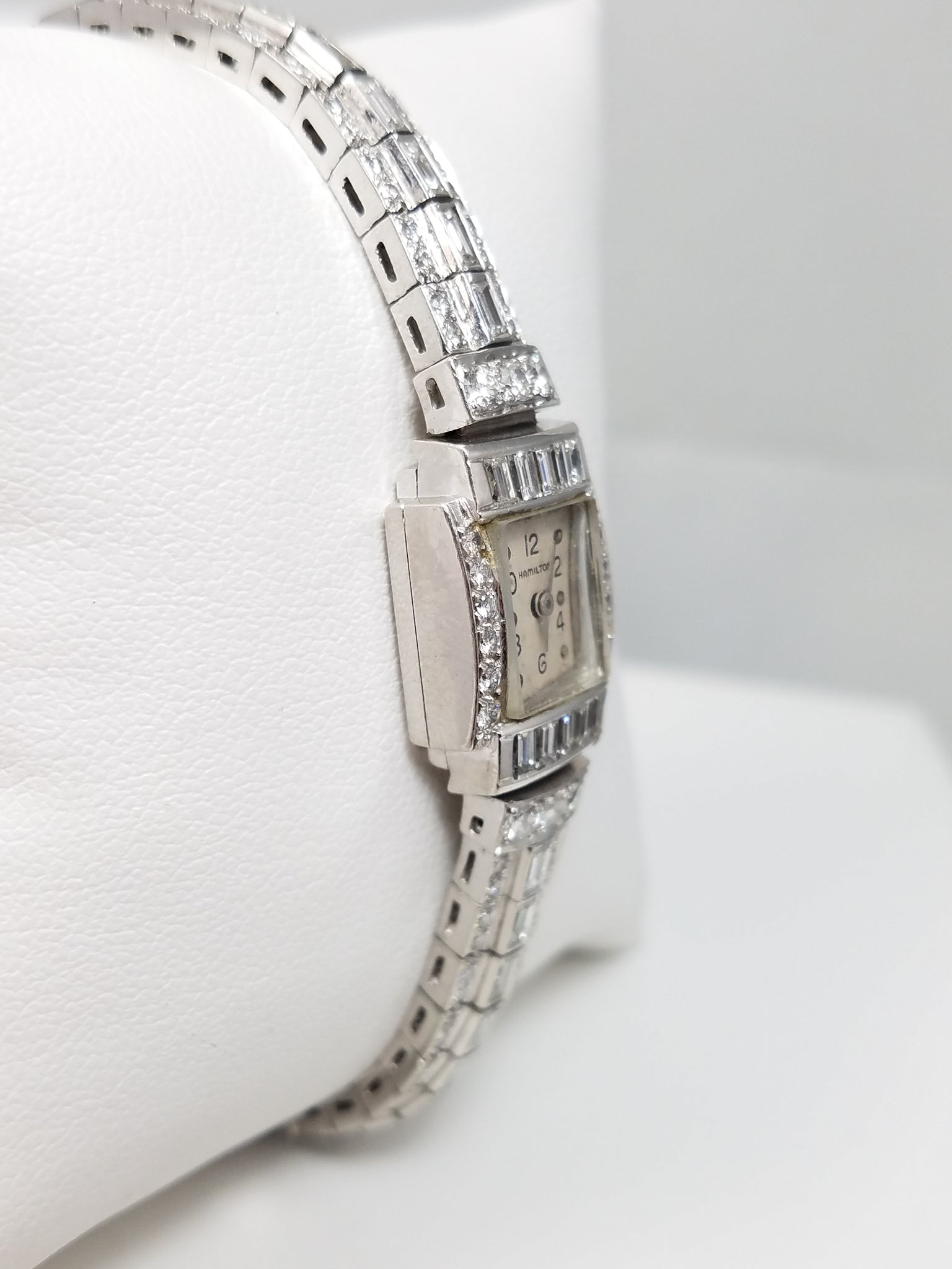 Exquisite Platinum 1950's Ladies Natural Diamond Designer Wind Up Watch