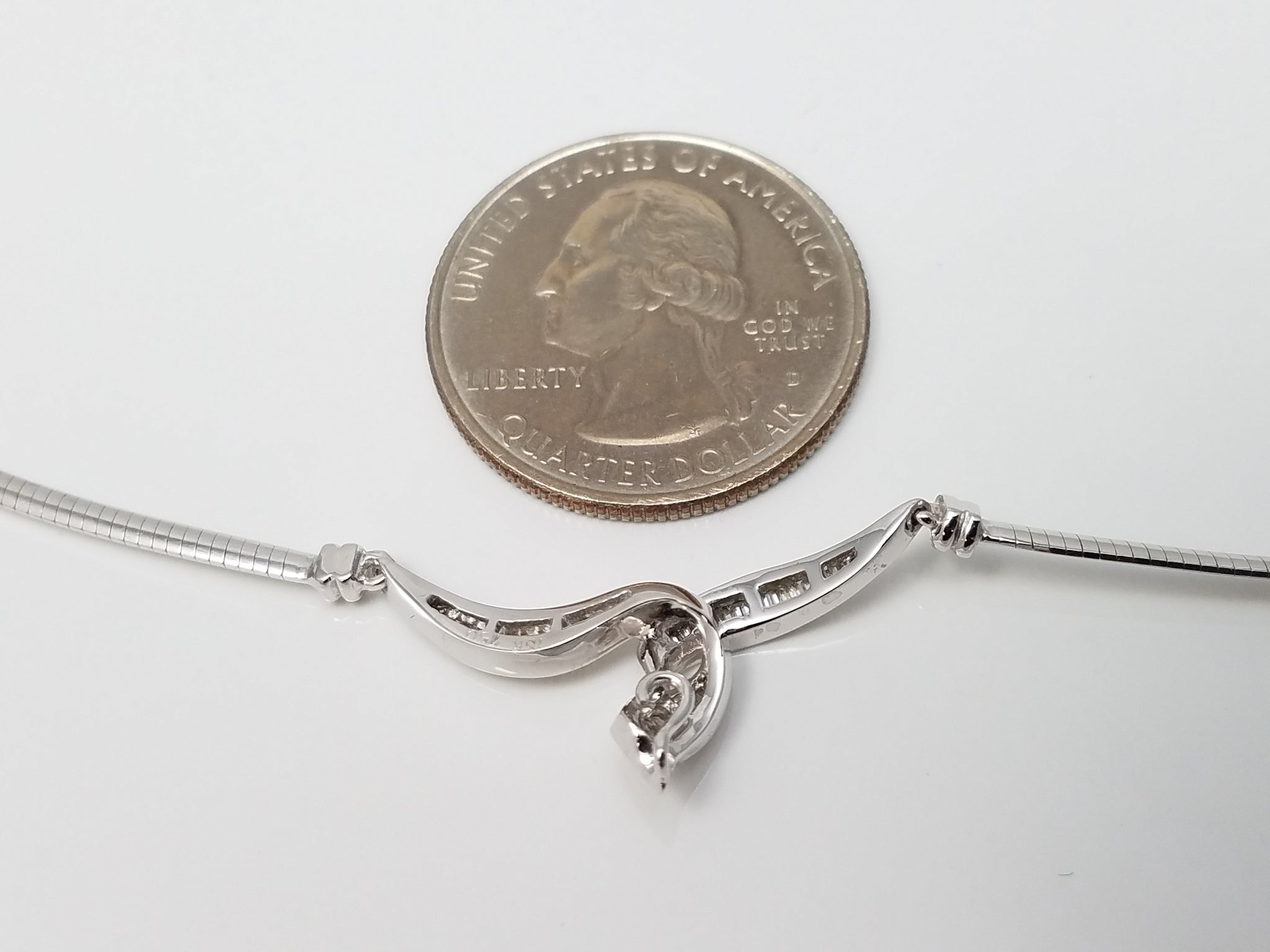 Luxurious 17" 18k White Gold Natural Diamond Necklace