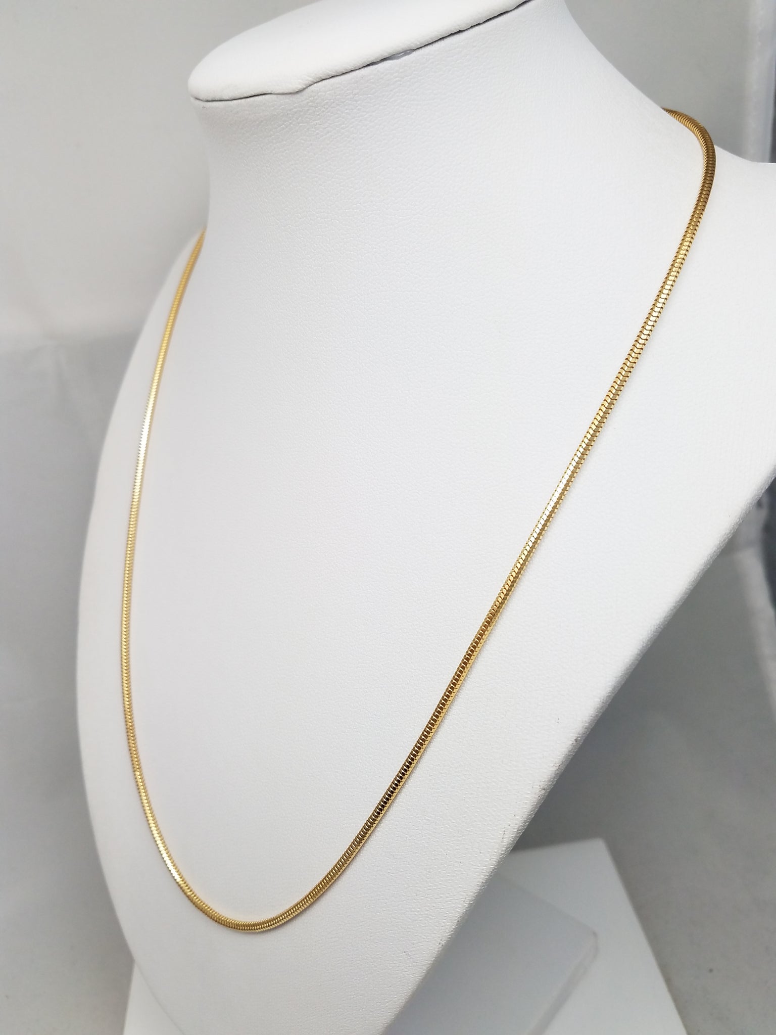 Sleek Solid Snake Chain 20" Necklace in 14k Yellow Gold
