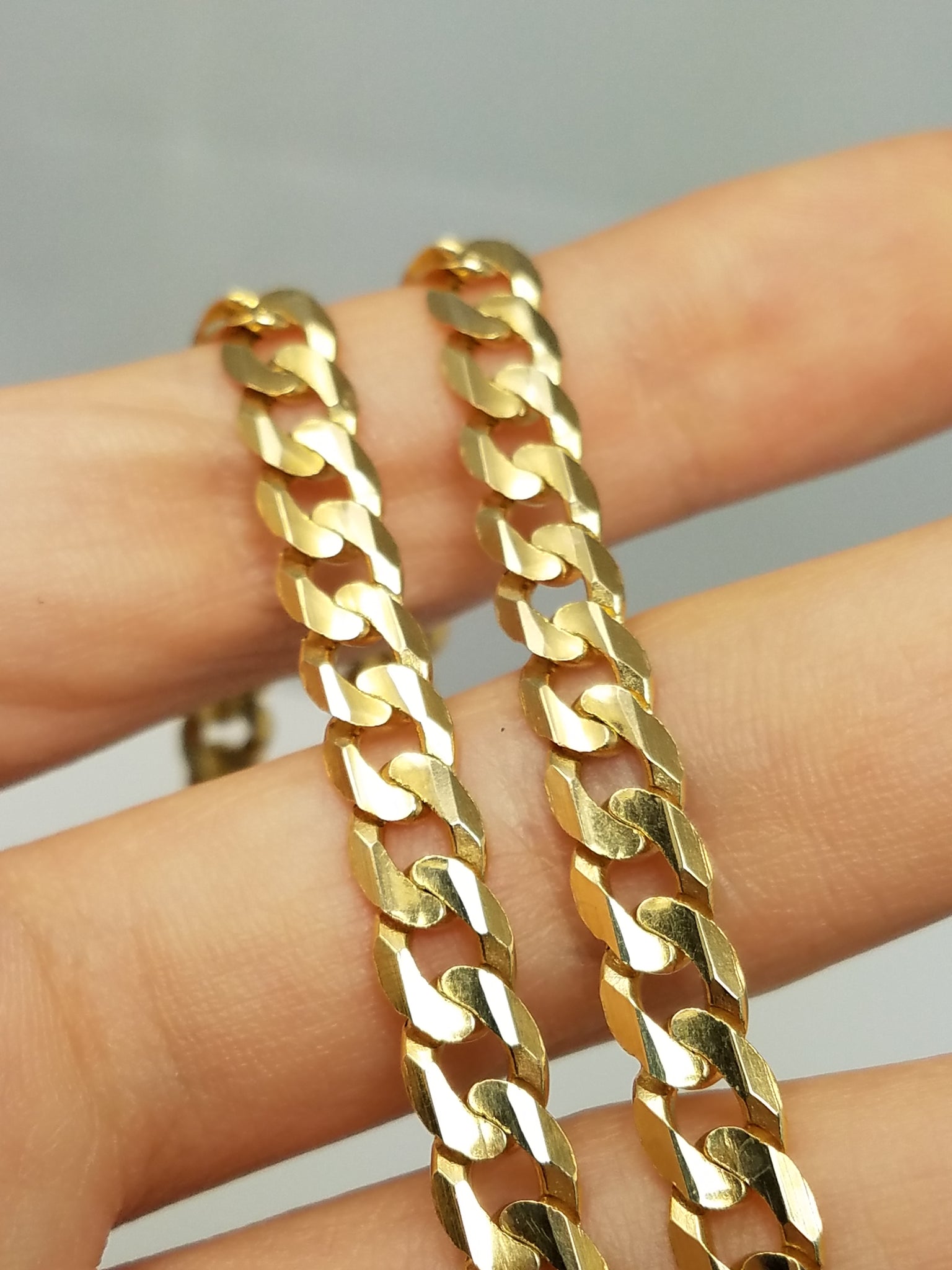 Dynamic 20" Solid 10k Yellow Gold Curb Link Chain Necklace