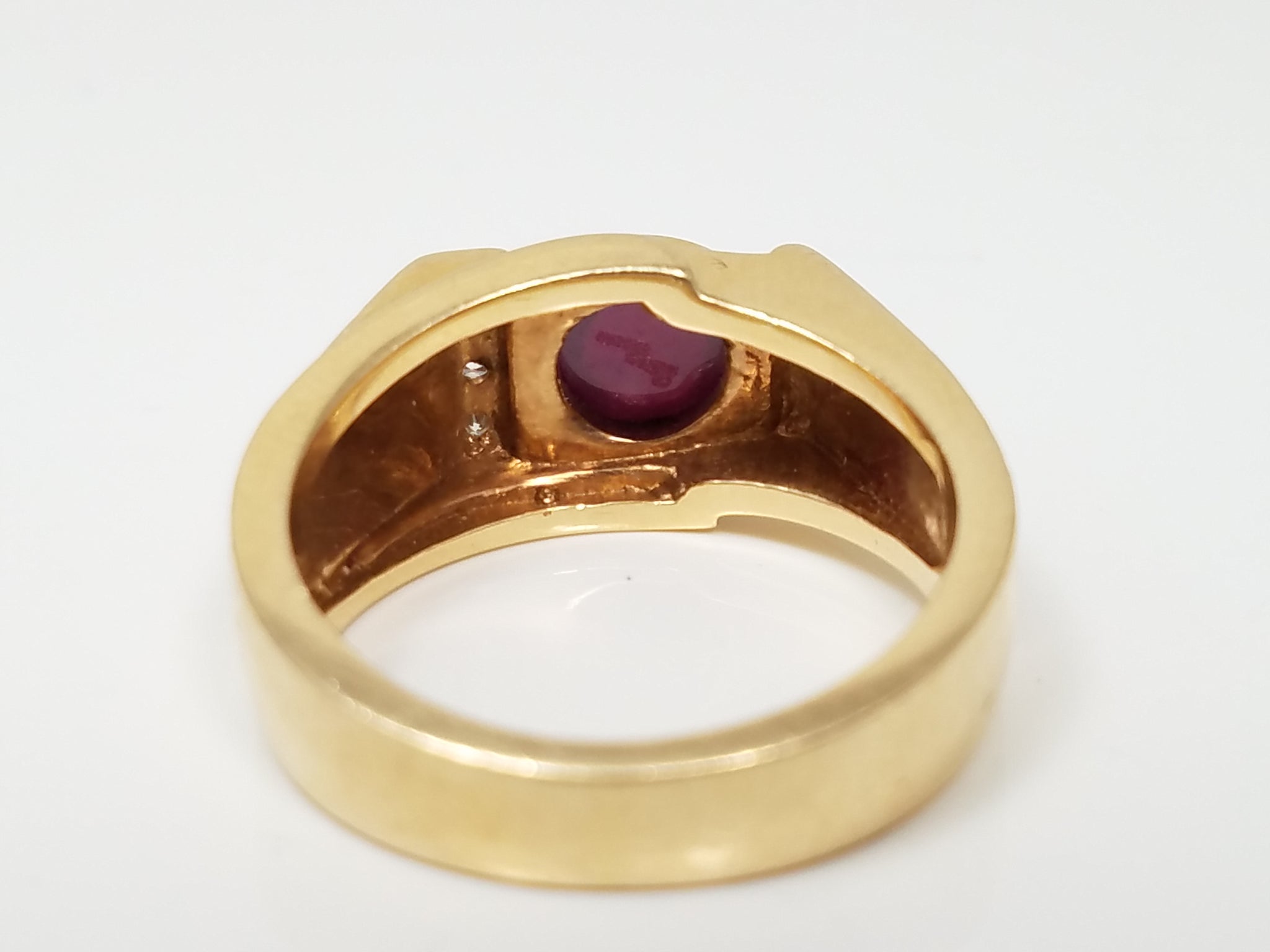 Fantastic Lab Created Star Ruby Natural Diamond 14k Yellow Gold Ring