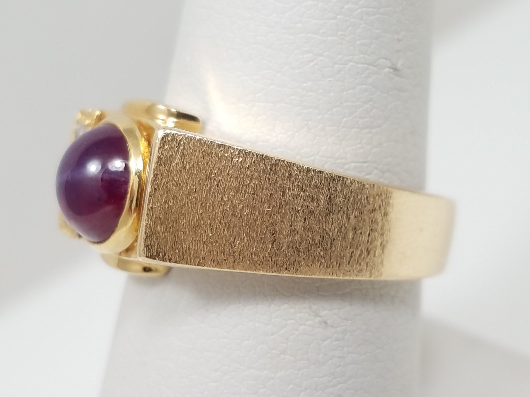 Fantastic Lab Created Star Ruby Natural Diamond 14k Yellow Gold Ring