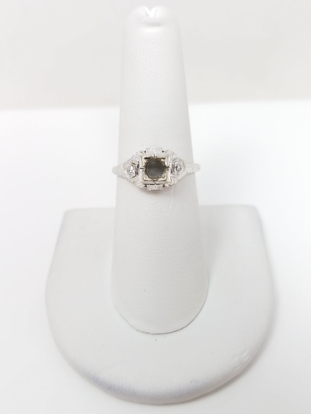 *To Restore* Art Deco 18k White Gold Ring Mount