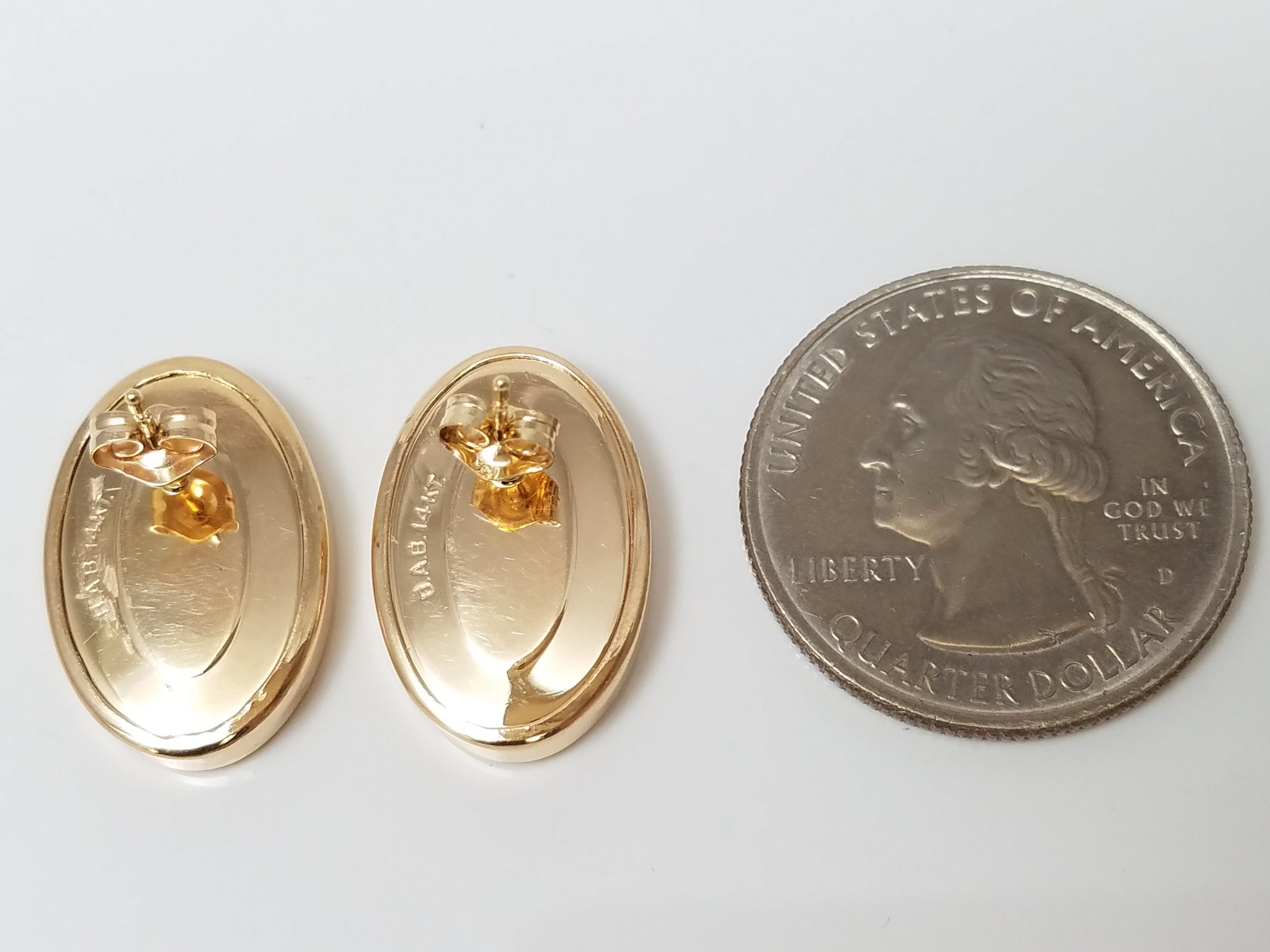 Bold 14k Yellow Gold Oval Onyx Earrings