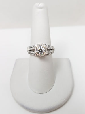 Luxurious Certified 14k White Gold Lab Grown Diamond And Natural Diamond Engagement Ring Set