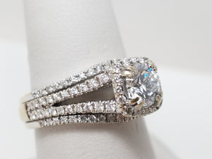 Luxurious Certified 14k White Gold Lab Grown Diamond And Natural Diamond Engagement Ring Set