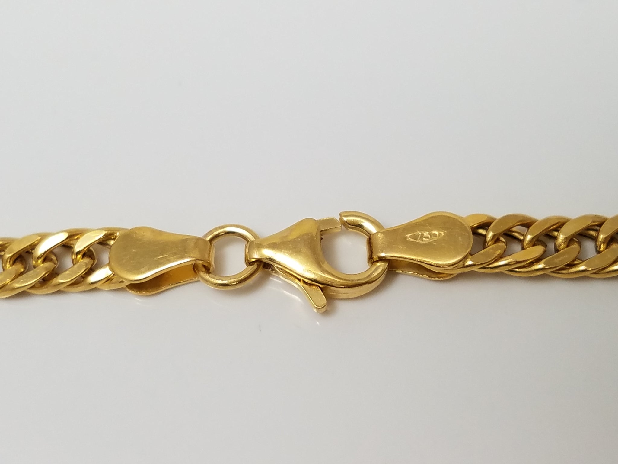 Sporty 20" 18k Yellow Gold Hollow Curb Link Chain Necklace