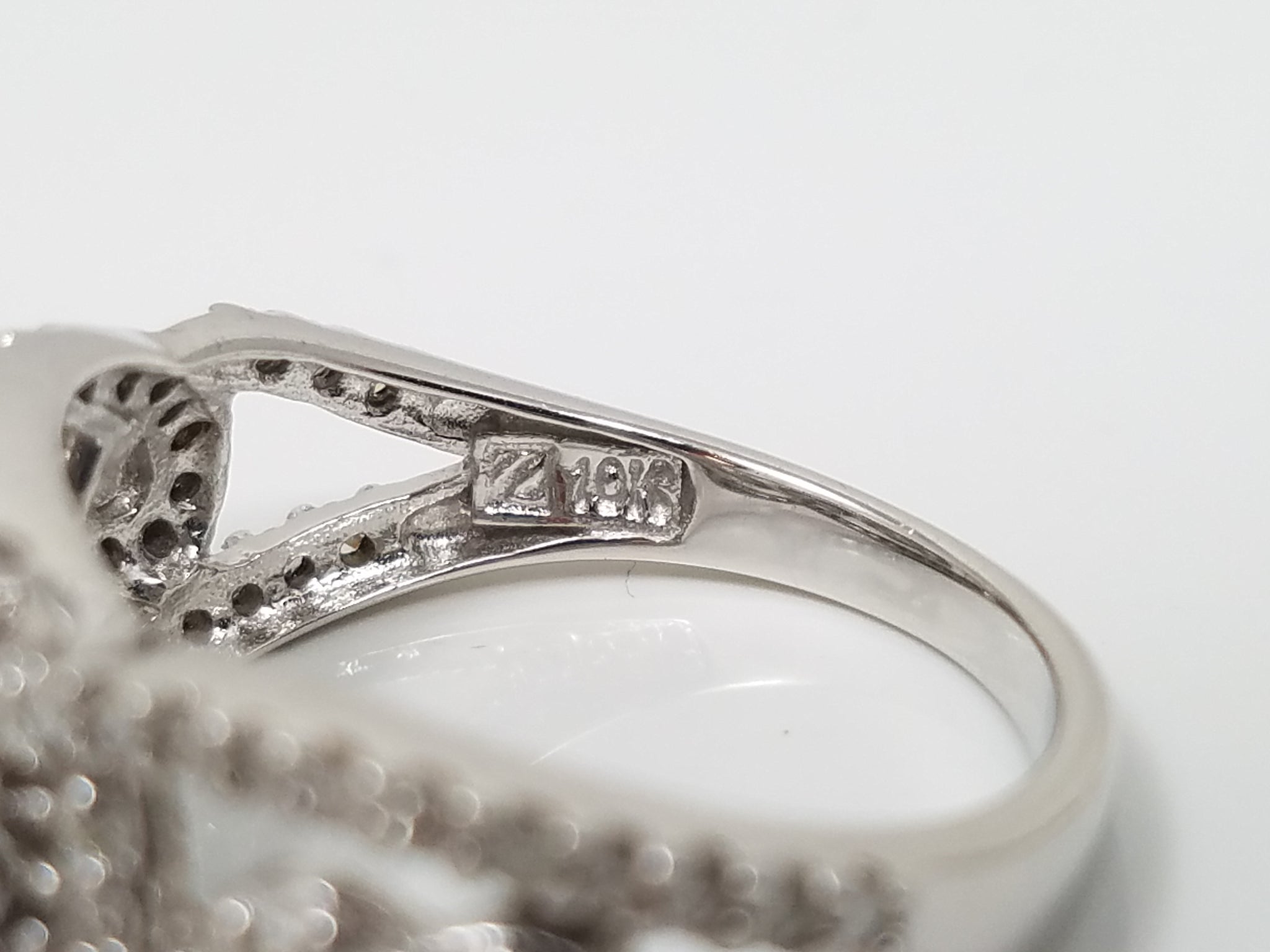 Sparkly 10k White Gold Natural Diamond Heart Ring