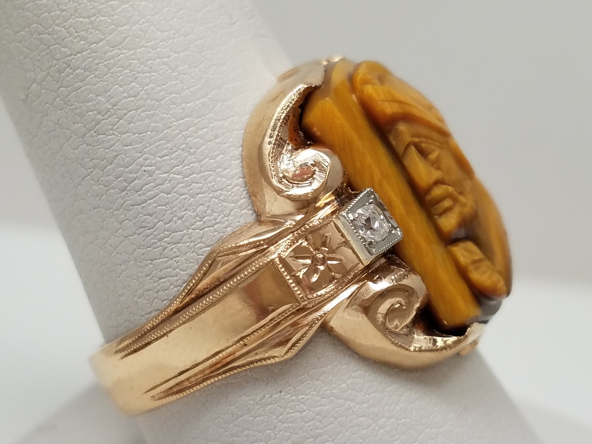 Dapper Men's Vintage 10k Yellow Gold Natural Tiger Eye Cameo Diamond Ring